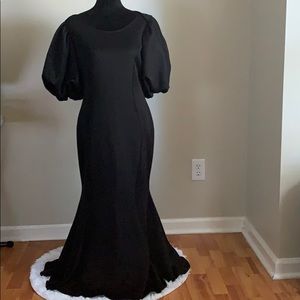 Forever 21+ Beautiful black dress!